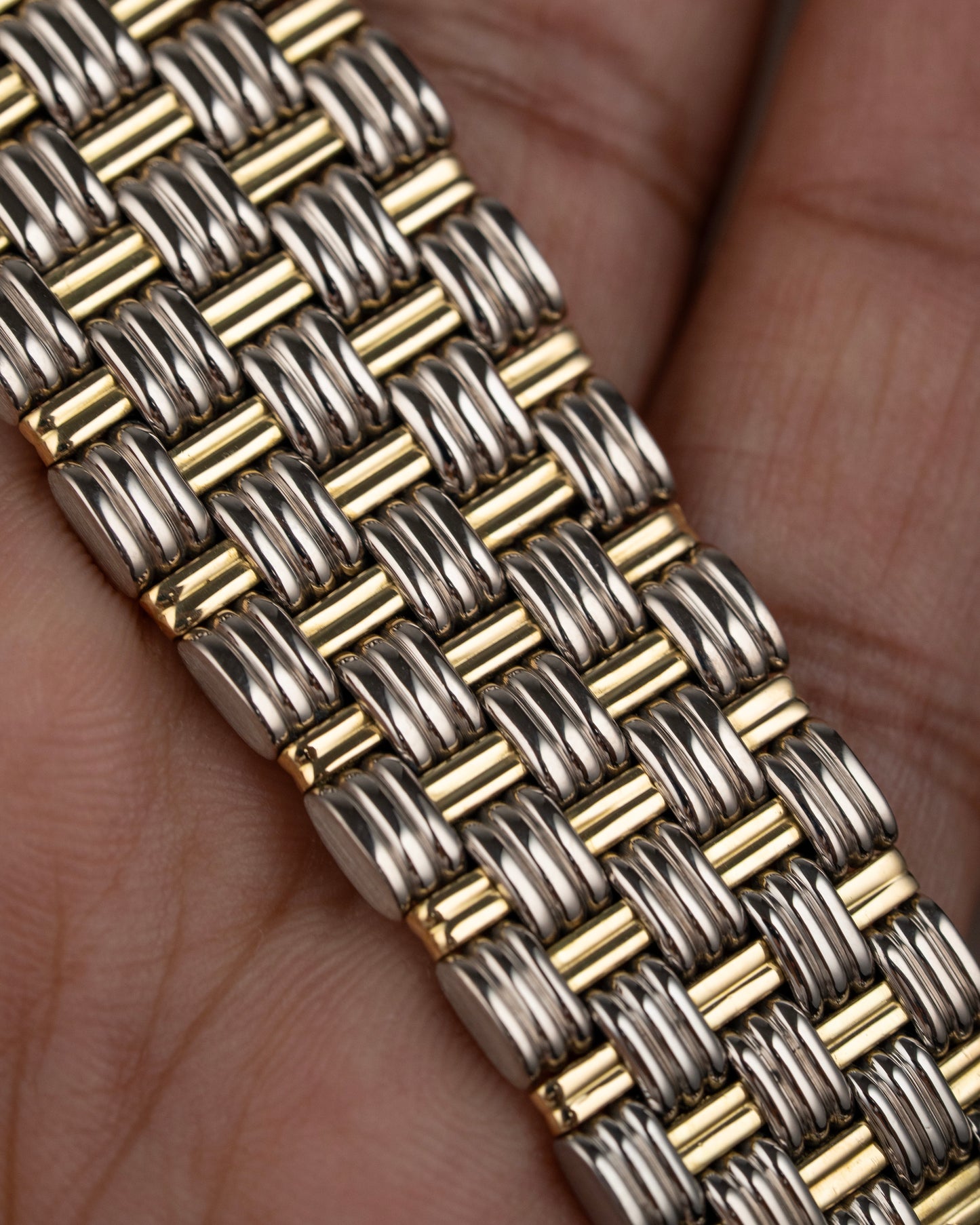Audemars Piguet ‘Tank’ 25mm - Ref. 4247-515