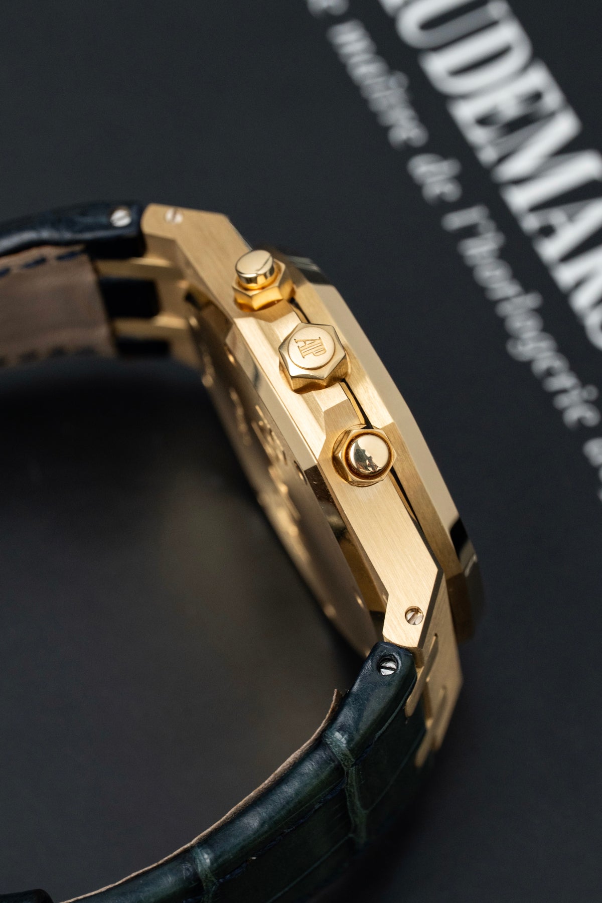 Audemars Piguet Royal Oak 39mm - Ref. 26022BA