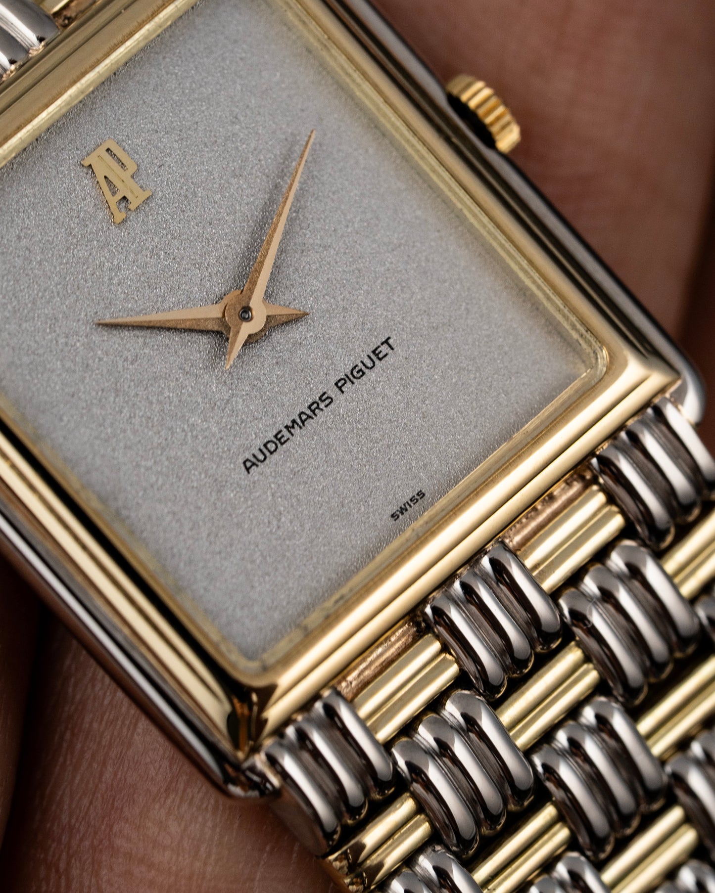 Audemars Piguet ‘Tank’ 25mm - Ref. 4247-515