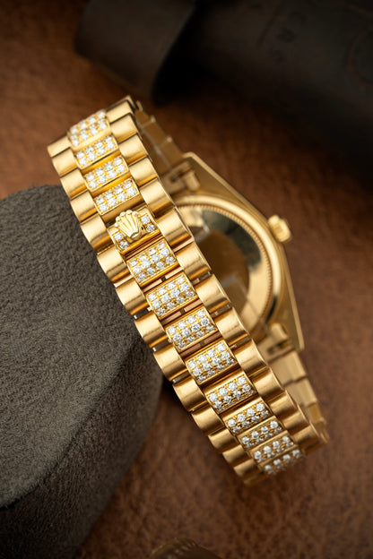 Rolex Day-Date 36mm Pavé Sapphire - Ref. 18138