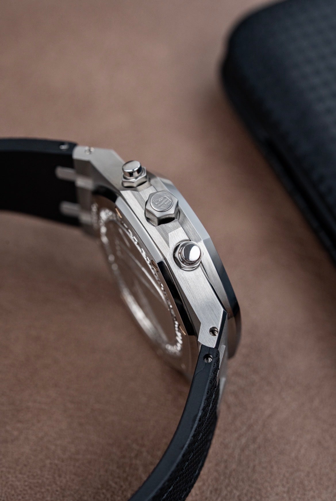 Audemars Piguet Royal Oak 39mm City of Sails - Ref. 25579ST